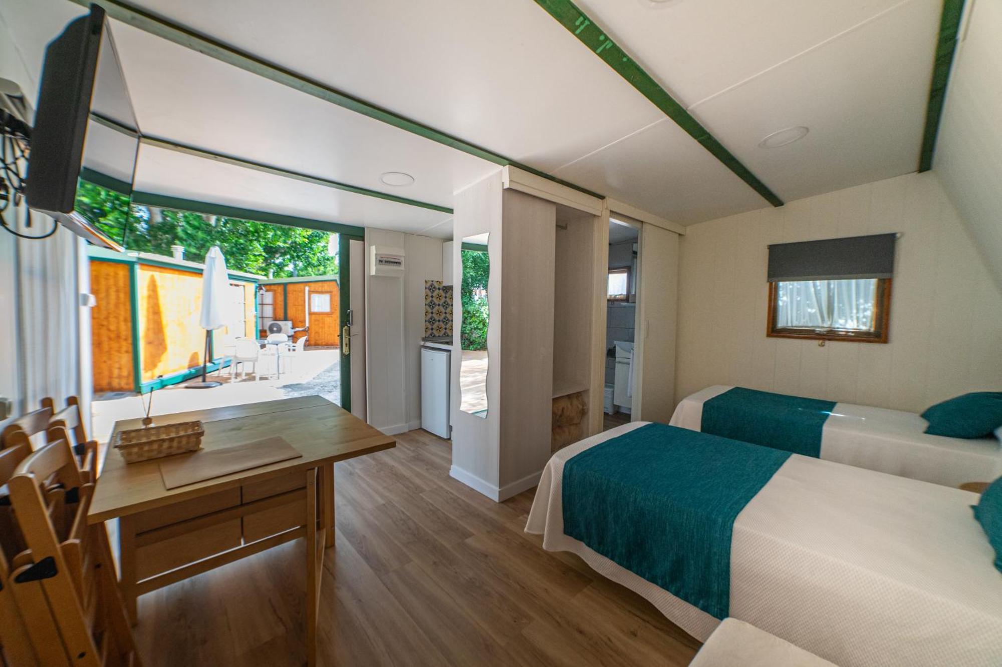 Camping Las Palmeras 크레베렌티 외부 사진