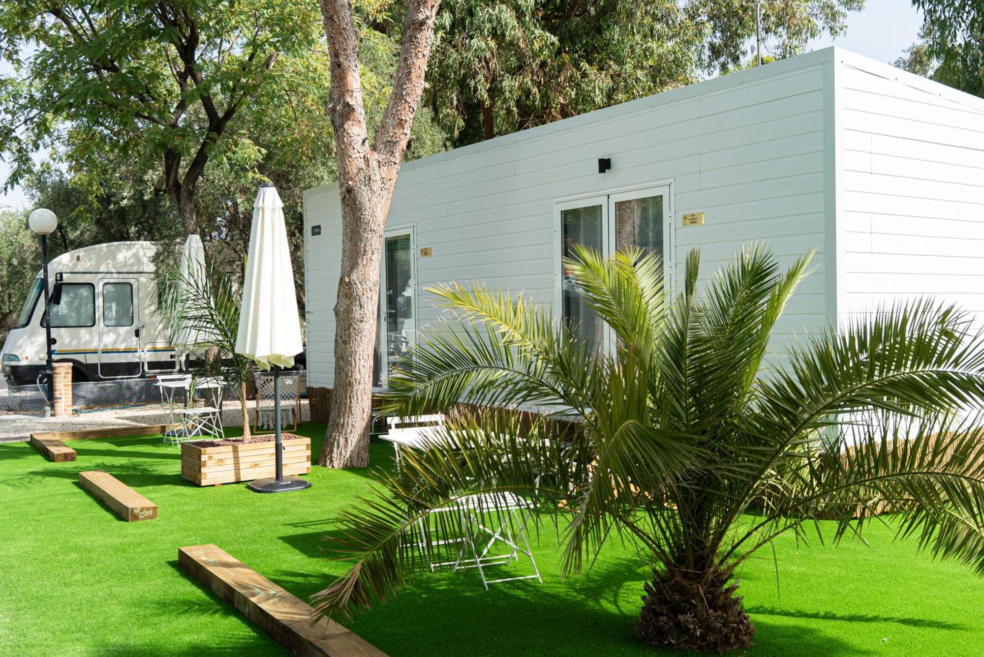 Camping Las Palmeras 크레베렌티 외부 사진