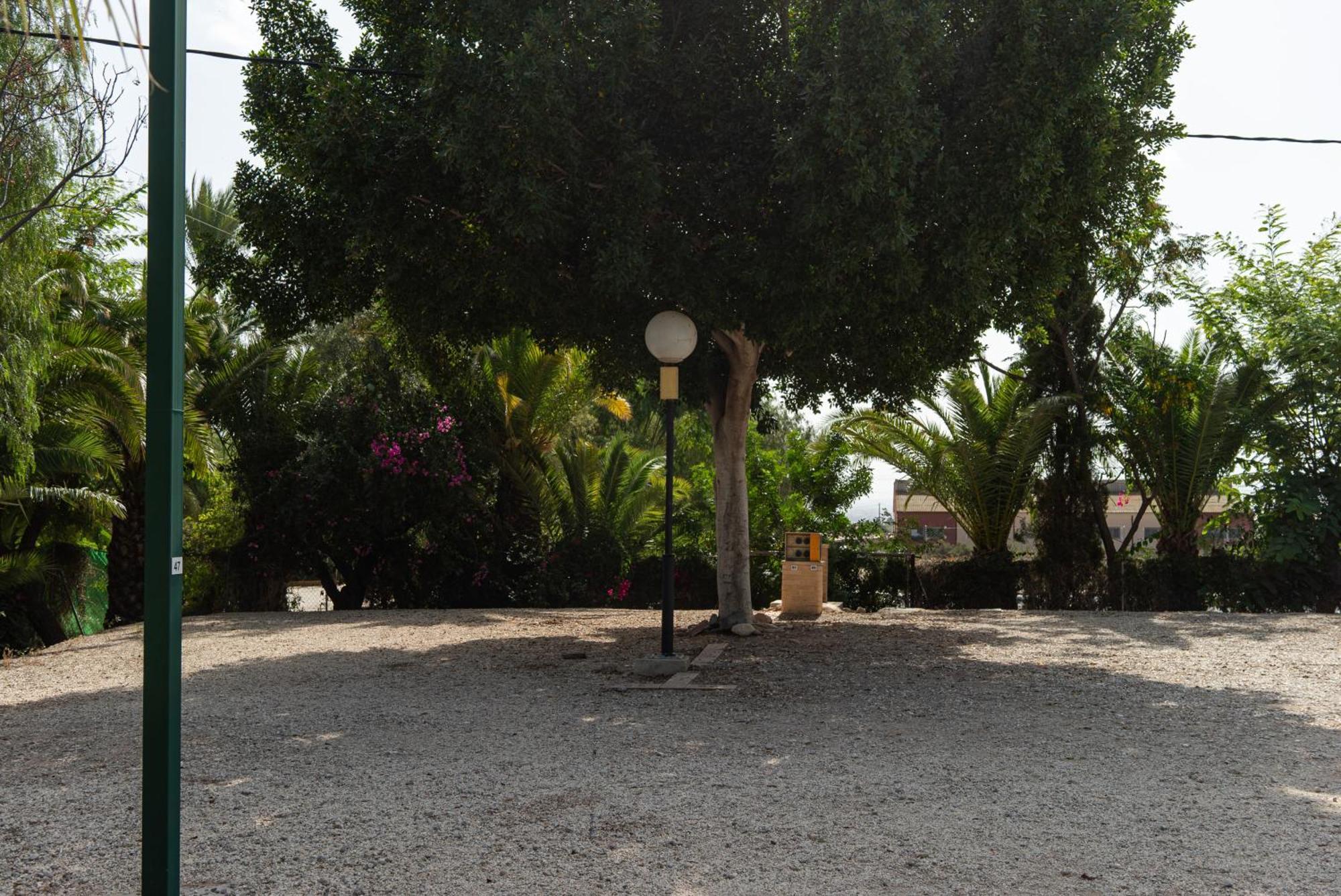 Camping Las Palmeras 크레베렌티 외부 사진